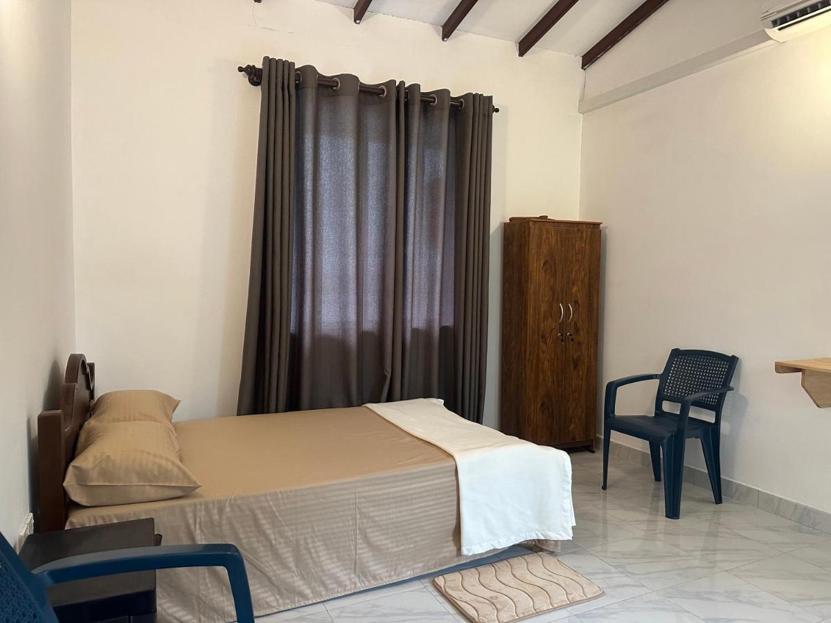 Mango Tree Budget Home Stay Homagama Exterior foto